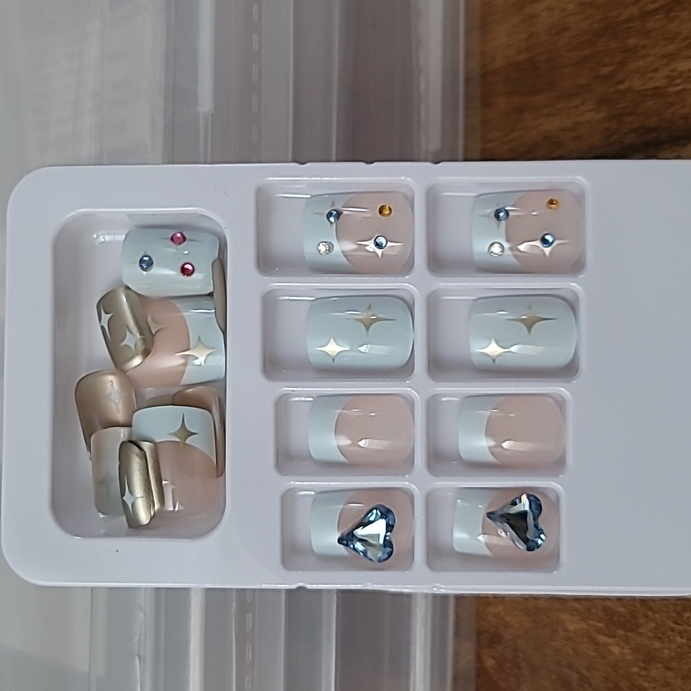 3D Rhinestone Stars Hearts Plaid Press On Nails